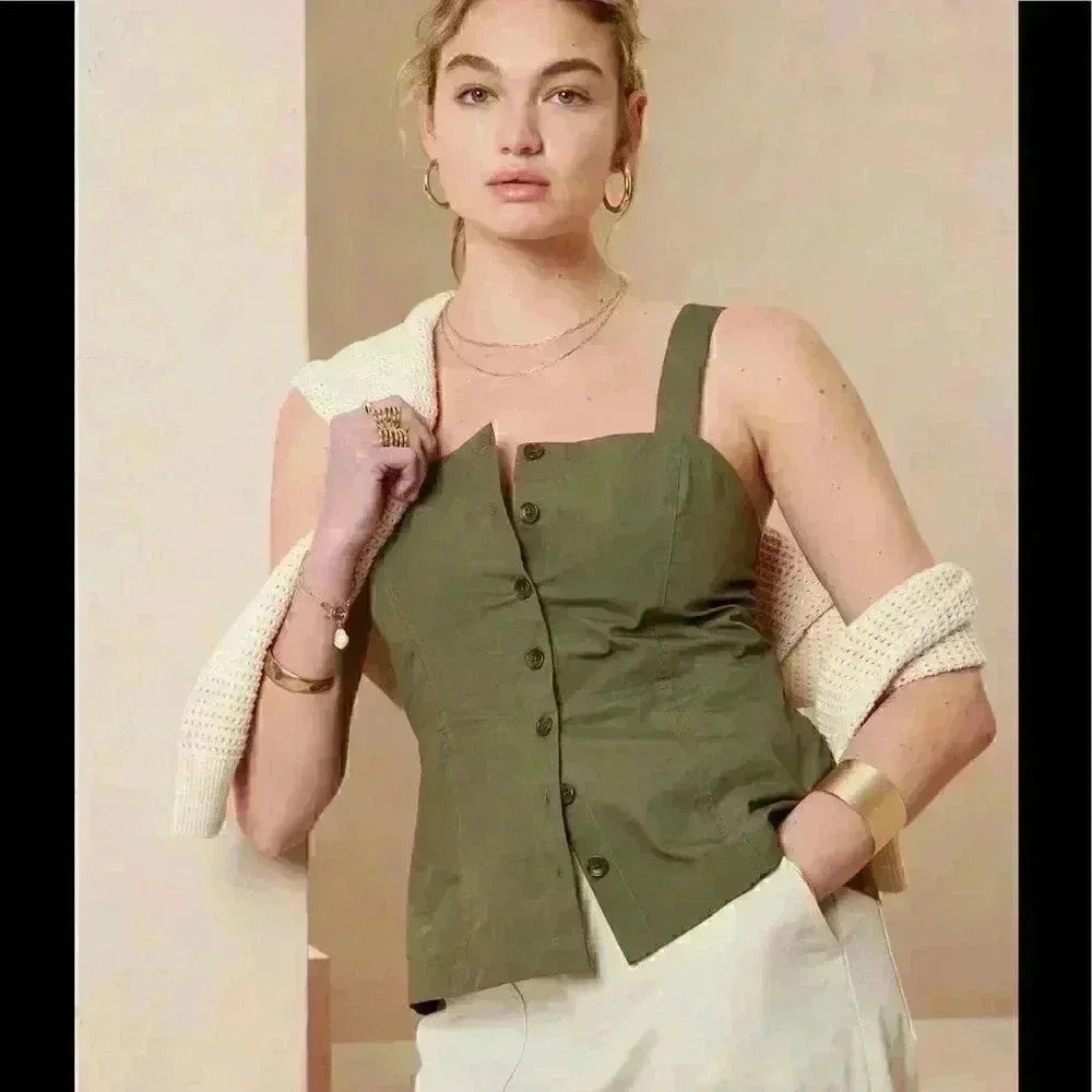 Banana Republic Button Down Tank